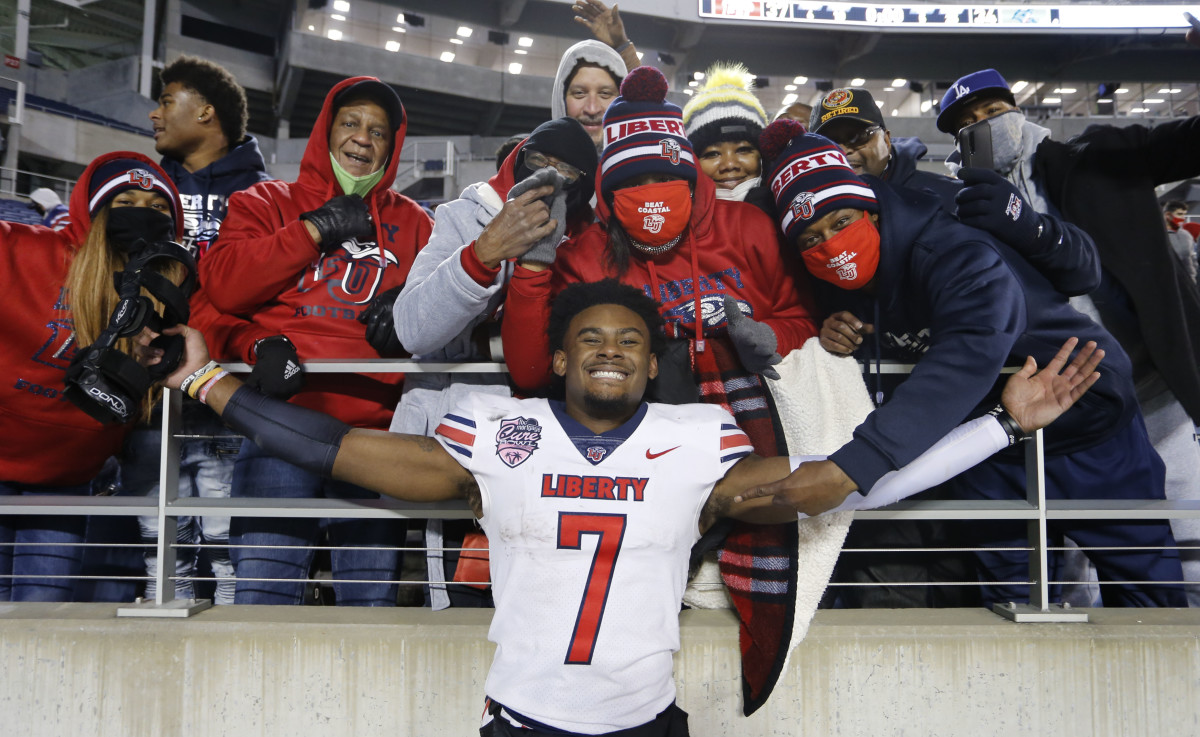 Arguably the 2022 NFL Draft's top dual-threat passer, Malik Willis is firmly in the QB1 race. 